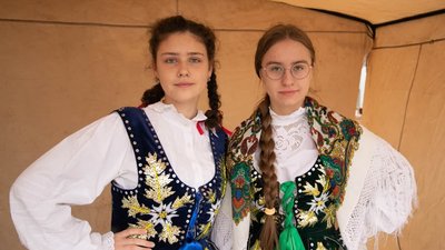 Ярмарок, брейн-ринг, конкурси: в центрі Ужгорода святкують День Європи