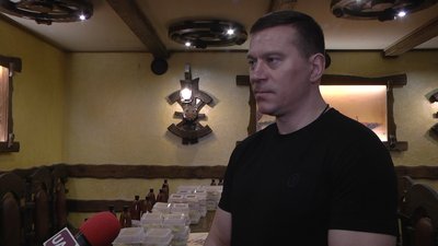 У Тернополі ресторани готують безкоштовні обіди та вечері для поліцейських і тероборони У Тернополі ресторани готують безкоштовні обіди та вечері для поліцейських і тероборони