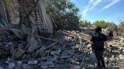 Правоохоронець на місці атаки РФ у Великому Бурлуку