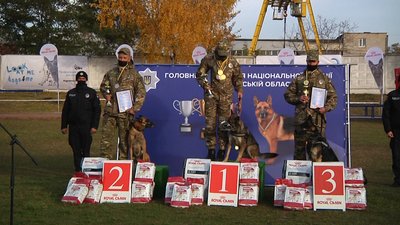 На Житомирщині провели всеукраїнський Чемпіонат з багатоборства серед поліцейських-кінологів