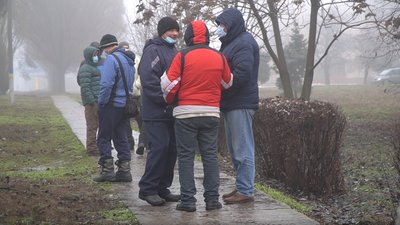 Близько 120 людей перекривали дорогу у Кам'янському