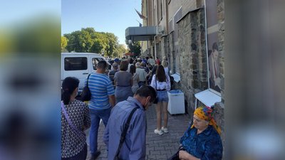 Без черг: у Черкаському ЦНАПі планують відновити докарантинний графік Без черг: у Черкаському ЦНАПі планують відновити докарантинний графік
