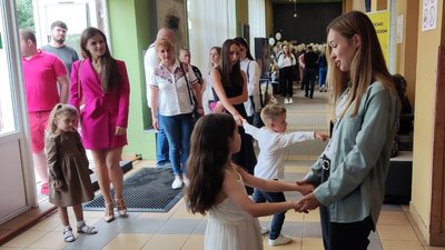 У Тернополі презентували фільми, у яких знімалися діти-переселенці У Тернополі презентували фільми, у яких знімалися діти-переселенці