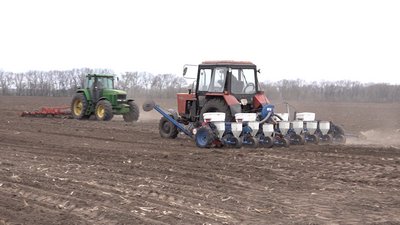 На Черкащині засіяли десяту частину запланованих площ