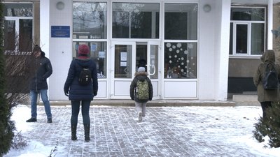 719 класів ліцеїв та гімназій Івано-Франківської громади перейшли на дистанційне навчання 719 класів ліцеїв та гімназій Івано-Франківської громади перейшли на дистанційне навчання