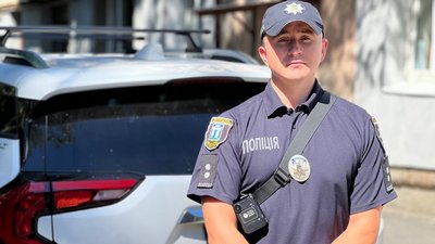 Перші хвилини після злочину: як патрульний затримував нападника на дівчину у Рівному