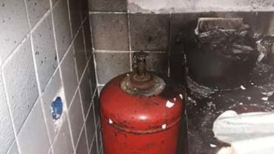 На Дніпропетровщині через пожежу в дачному будинку двоє жінок отримали опіки