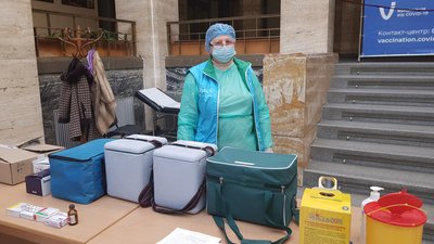Щепитися бустерною дозою можна в центрах вакцинації в Ужгороді Щепитися бустерною дозою можна в центрах вакцинації в Ужгороді