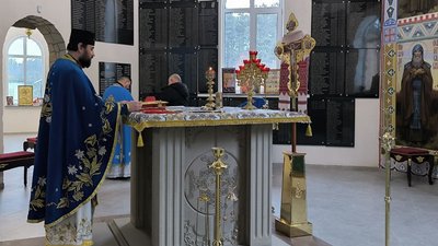 Щосуботнє богослужіння за бійців у храмі-пантеоні Щосуботнє богослужіння за бійців у храмі-пантеоні
