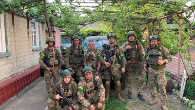 військовослужбовці військовослужбовці