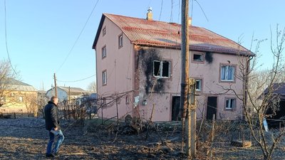 Пошкоджений будинок, село Вербилівці, Рогатинська громада, атака РФ, Івано-Франківщина Пошкоджений будинок, село Вербилівці, Рогатинська громада, атака РФ, Івано-Франківщина