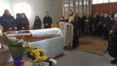 Прощання з Богданом Бекесевичем у каплиці Прощання з Богданом Бекесевичем у каплиці