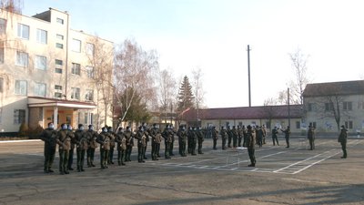 В Івано-Франківську 39 військовослужбовців Нацгвардії України склали присягу В Івано-Франківську 39 військовослужбовців Нацгвардії України склали присягу