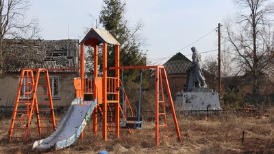 "Сідали в танк у спортивних костюмах": як Дергачівська громада стала щитом для Харкова