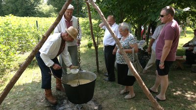 Рівне редут Рівне редут