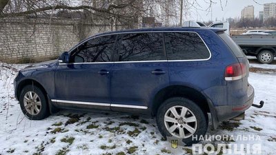 На Полтавщині двоє підлітків викрали автомобіль На Полтавщині двоє підлітків викрали автомобіль