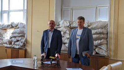 Двоє лісівників з Житомирщини підірвалися на міні, ще шестеро — отримали поранення Двоє лісівників з Житомирщини підірвалися на міні, ще шестеро — отримали поранення