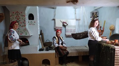 У музеї на Тернопільщині зберігають давній посуд, який використовували на Святвечір