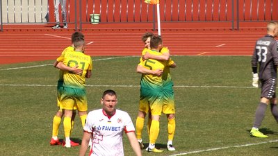 Житомирське "Полісся" здобуло другу поспіль перемогу у Чемпіонаті України з футболу Житомирське "Полісся" здобуло другу поспіль перемогу у Чемпіонаті України з футболу