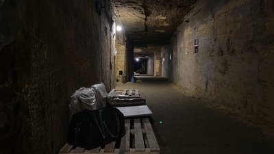 В Одесі у бомбосховищах чергуватимуть комунальники, аби відмикати їх під час повітряної тривоги