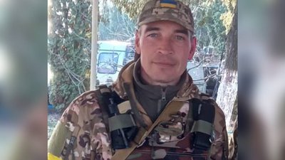 У громаді на Буковині прощаються із загиблим військовим Мельником