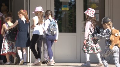 Відпочинок, екскурсії та ігри: у Полтавській громаді запрацювали пришкільні табори Відпочинок, екскурсії та ігри: у Полтавській громаді запрацювали пришкільні табори