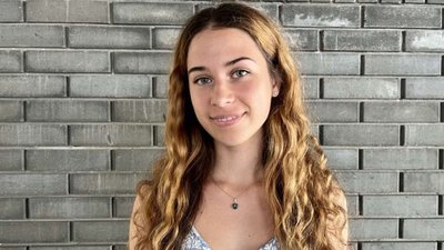 Досліджувала медуз. 17-річна Варвара Хімчик з Дніпра виборола "срібло" на конкурсі винахідників