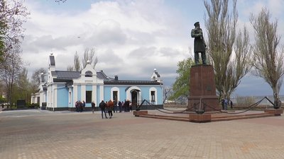 Миколаївцям показали відремонтовану будівлю обласного шахового клубу Миколаївцям показали відремонтовану будівлю обласного шахового клубу