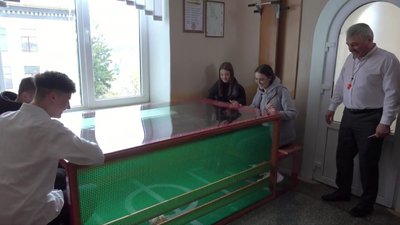 "Такого в нашому місті ще не було": в тернопільській школі встановили новий атракціон "Такого в нашому місті ще не було": в тернопільській школі встановили новий атракціон
