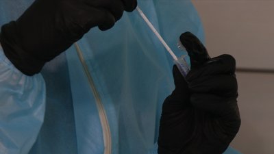 У львівському аеропорту другий день проводять ПЛР-тестування