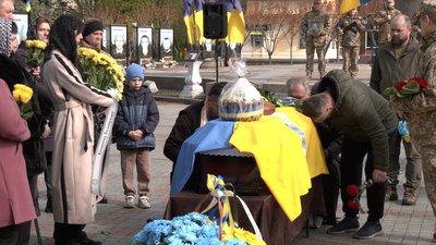 Із 34-річним солдатом Володимиром Стацюком попрощались у Рівному