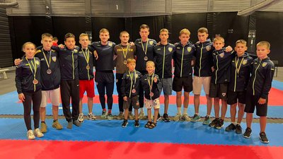 Спортсмени із Сумщини здобули медалі на турнірі "Lviv Open" з карате Спортсмени із Сумщини здобули медалі на турнірі "Lviv Open" з карате