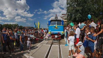 Близько 400 підписів зібрали в Ужгороді для збереження дитячої вузькоколійки Близько 400 підписів зібрали в Ужгороді для збереження дитячої вузькоколійки