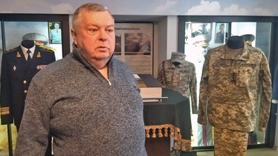 У волинський музей передали польовий однострій генерала Залужного