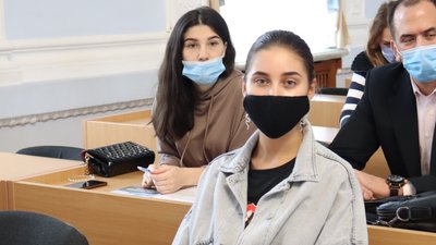 30 юнаків та дівчат розпочали навчання у “Миколаївській школі помічника депутата”