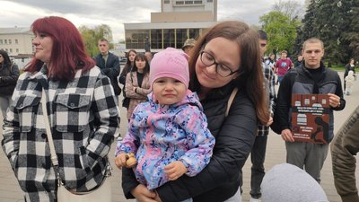 У Луцьку організували акцію на підтримку полонених азовців У Луцьку організували акцію на підтримку полонених азовців