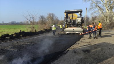 Виконали 93% від запланованих робіт: скільки місцевих доріг відремонтували на Полтавщині 2022 року Виконали 93% від запланованих робіт: скільки місцевих доріг відремонтували на Полтавщині 2022 року