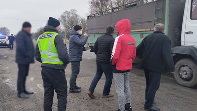 У ДТП на Рівненщині біля школи загинула дитина У ДТП на Рівненщині біля школи загинула дитина