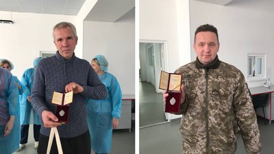 Президент відзначив трьох вінничан званням та "Заслуженого донора України" Президент відзначив трьох вінничан званням та "Заслуженого донора України"