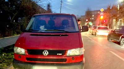 На Івано-Франківщині у ДТП травмувалися двоє пішоходів, один з них — неповнолітній На Івано-Франківщині у ДТП травмувалися двоє пішоходів, один з них — неповнолітній