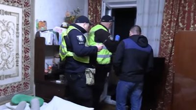 Киянина засудили за вбивство бабусі