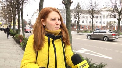 Поліцейські оголосили про підозру священнослужителю, який, ймовірно, вдарив підлітка біля храму на Житомирщині Поліцейські оголосили про підозру священнослужителю, який, ймовірно, вдарив підлітка біля храму на Житомирщині