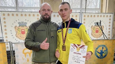 Олександр Юрик на чемпіонаті Світу з гирьового спорту. Грудень 2023. Олександр Юрик на чемпіонаті Світу з гирьового спорту. Грудень 2023.