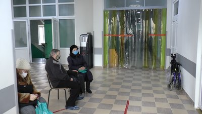 На Прикарпатті зростає рівень захворюваності на COVID-19
