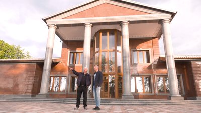 Селище європейського типу та будинок культури з мармуру будує мільйонер на Чернігівщині Селище європейського типу та будинок культури з мармуру будує мільйонер на Чернігівщині