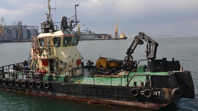 "Є безпечним": АМПУ обстежили дно пляжу, де затонув танкер Delfi "Є безпечним": АМПУ обстежили дно пляжу, де затонув танкер Delfi