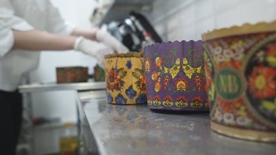 Купив паску — допоміг онкохворим. У вінницькій школі влаштували "Великодній ярмарок добра" Купив паску — допоміг онкохворим. У вінницькій школі влаштували "Великодній ярмарок добра"