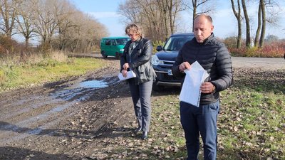 На Тернопільщині пайовики хочуть розірвати угоду з аграрієм На Тернопільщині пайовики хочуть розірвати угоду з аграрієм