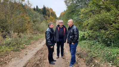 Депутати Брошнів-Осадської громади на Франківщині запровадили громадський контроль за вирубкою лісу Депутати Брошнів-Осадської громади на Франківщині запровадили громадський контроль за вирубкою лісу