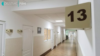 На Рівненщині вагітну жінку та чоловіка ушпиталили у важкому стані через вірус грипу "А"